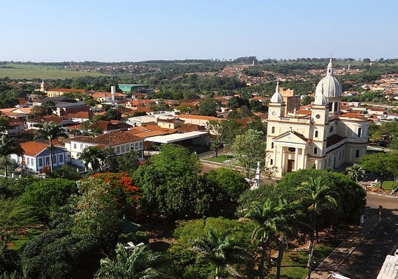 Portal Pin News: Notícias Relevantes de Casa Branca, SP, e Além, Sob a Perspicácia de Lucas Santos